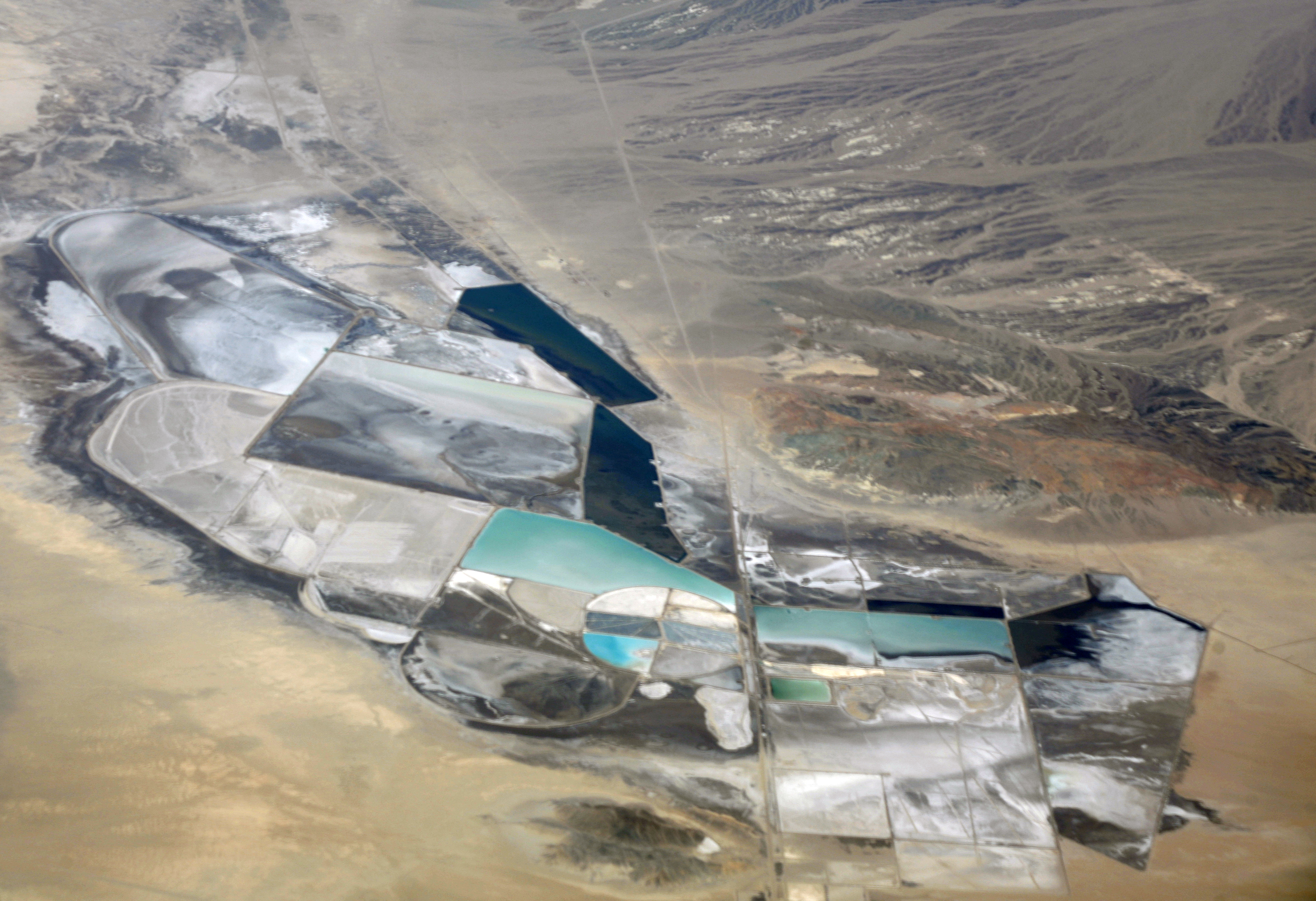 A Deep Dive Into Lithium Extraction in The Atacama Region of Chile