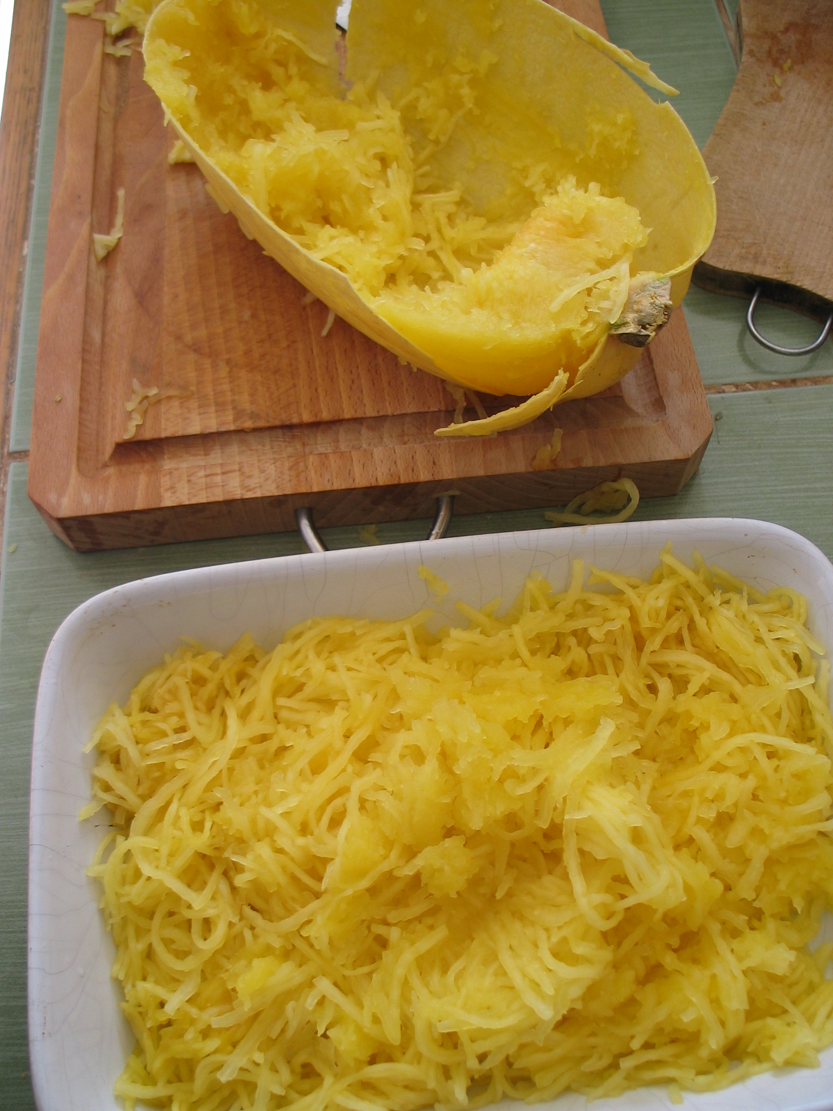 Spaghetti Squash: A Simple Autumn Recipe 