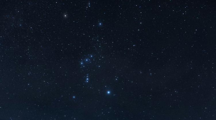 Autumnal Skies under a Silver-plated thing